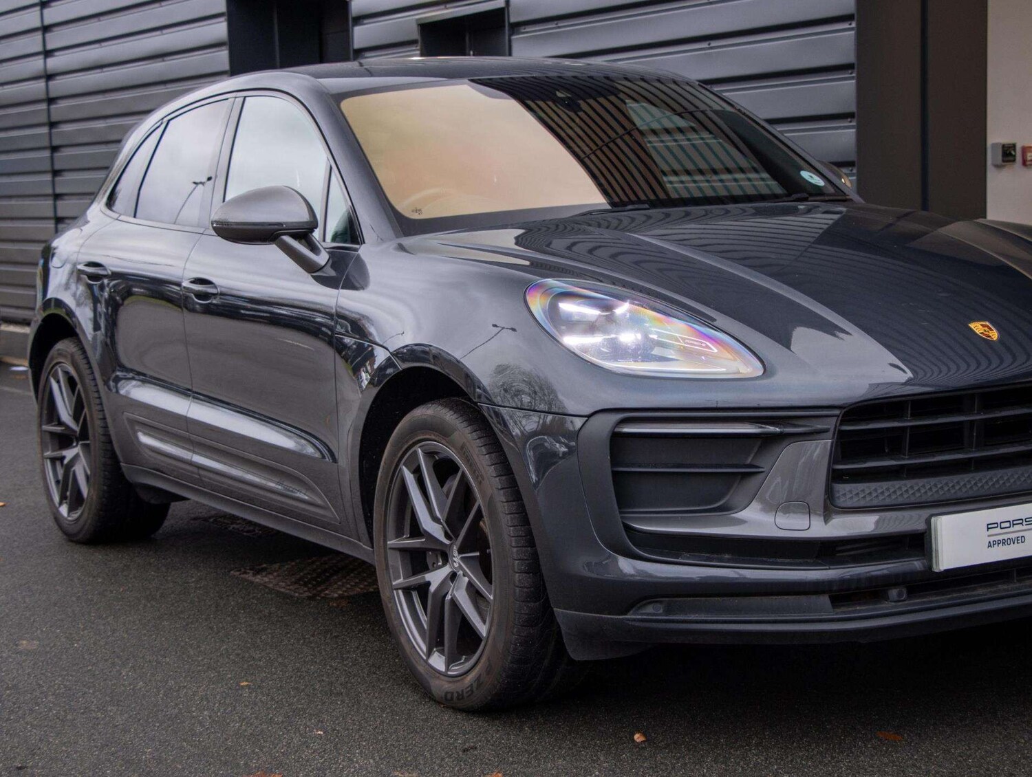 Used Porsche Macan 2023 for sale - 76827664: Photo 18