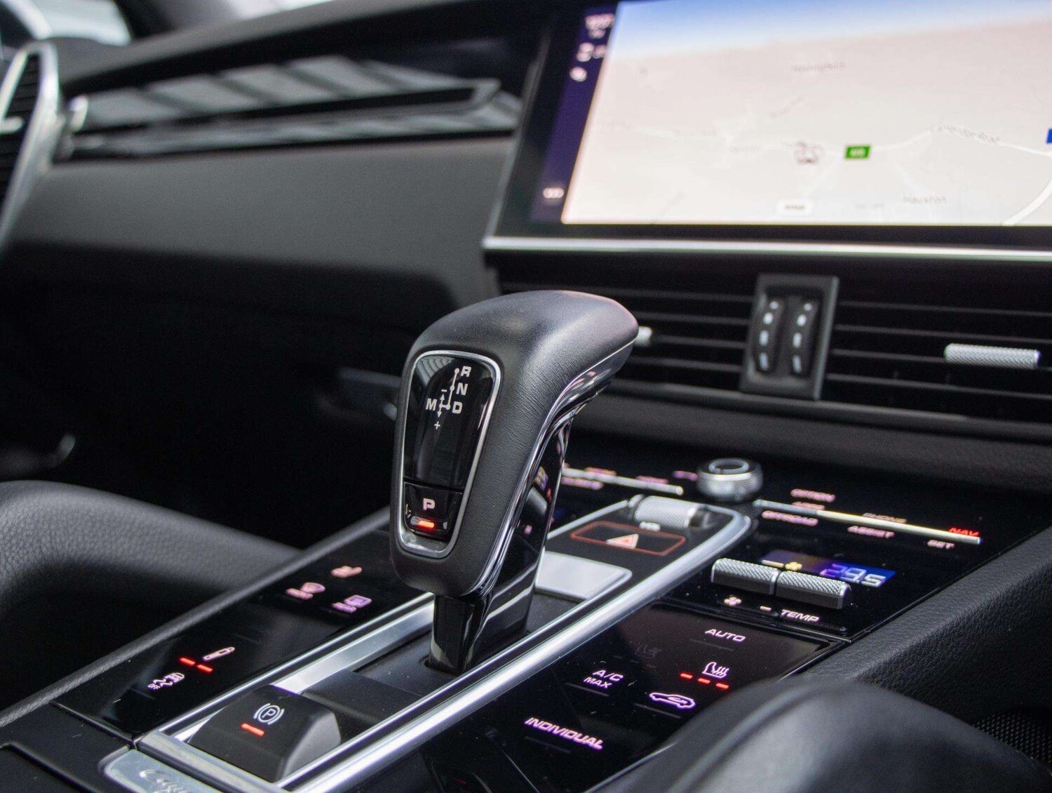 Used Porsche Cayenne 2021 for sale - 77428964: Photo 12