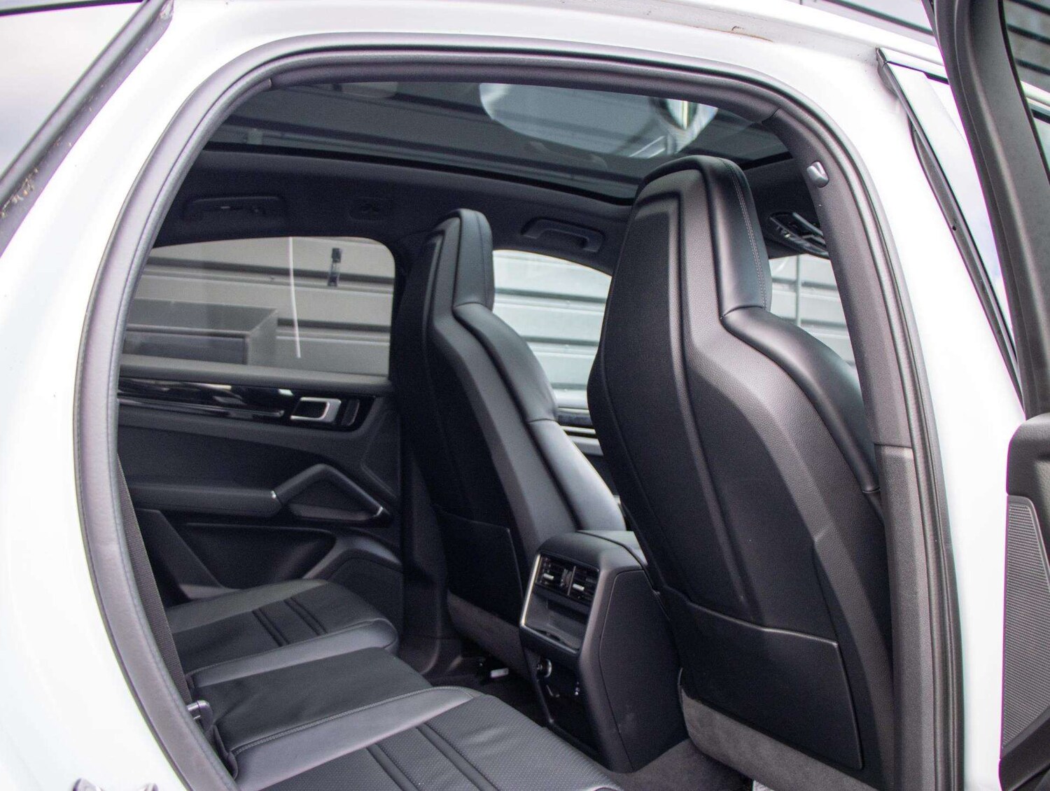 Used Porsche Cayenne 2021 for sale - 77428964: Photo 26