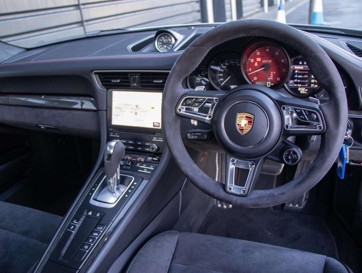 Used Porsche 911 2017 for sale - 77429094: Photo 9