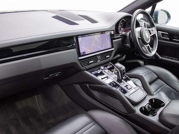Used Porsche Cayenne 2020 for sale - 79326416: Photo