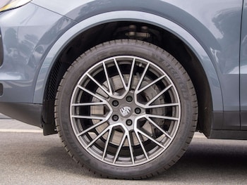 Used Porsche Cayenne 2020 for sale - 79326416: Photo