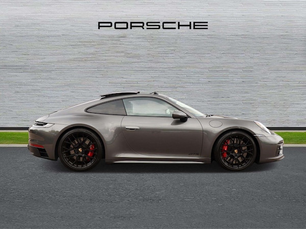 Used Porsche 911 2023 for sale - 76339578: Photo 2