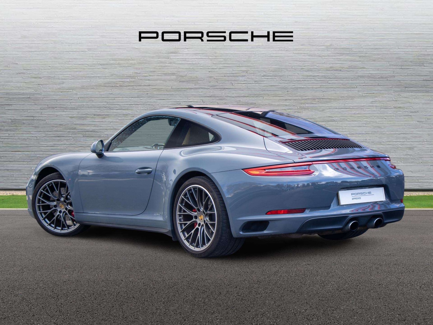 Used Porsche 911 2017 for sale - 78037489: Photo 2