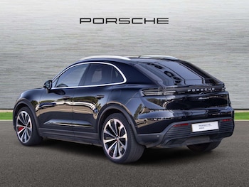 Used Porsche Macan 2024 for sale - 79319444: Photo
