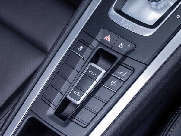 Used Porsche 718 Boxster 2025 for sale - 75025547: Photo 12