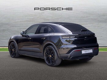 Used Porsche Macan 2025 for sale - 78678801: Photo