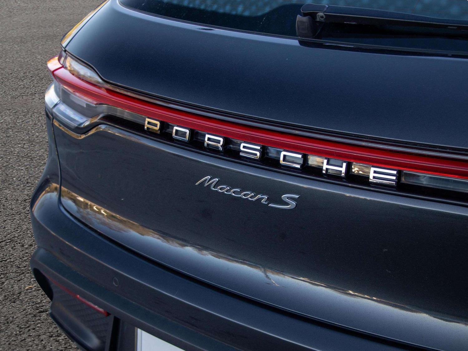Used Porsche Macan 2023 for sale - 77943105: Photo 31