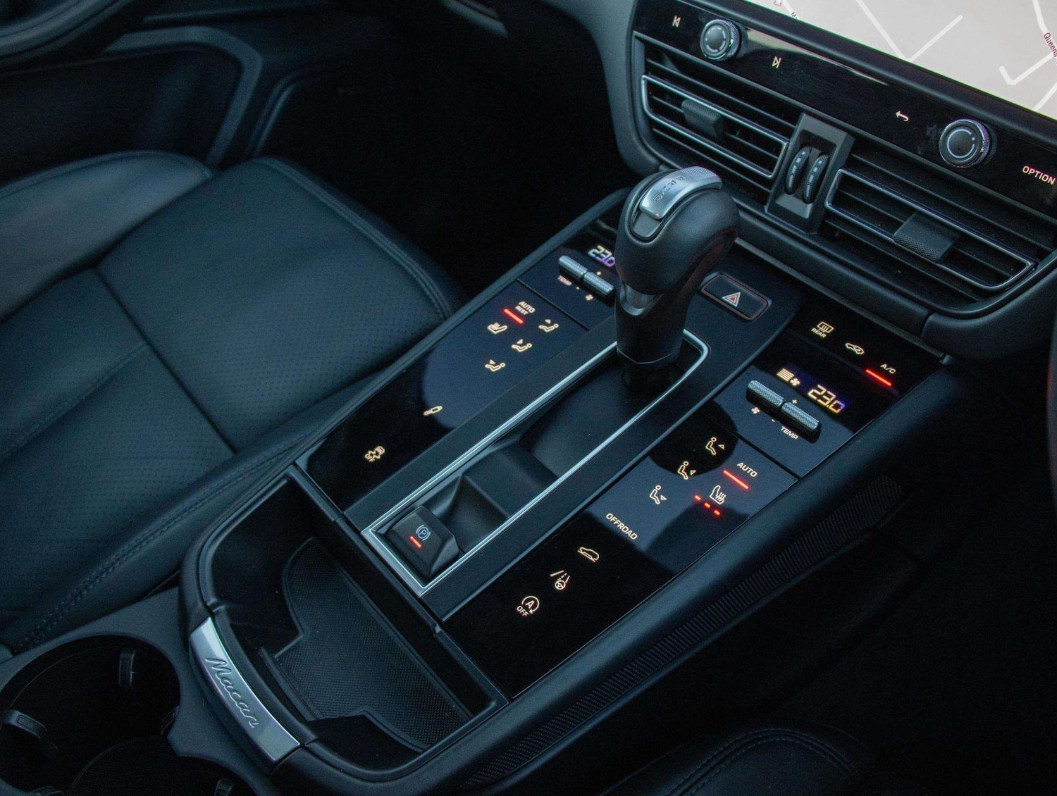 Used Porsche Macan 2024 for sale - 77158445: Photo 11