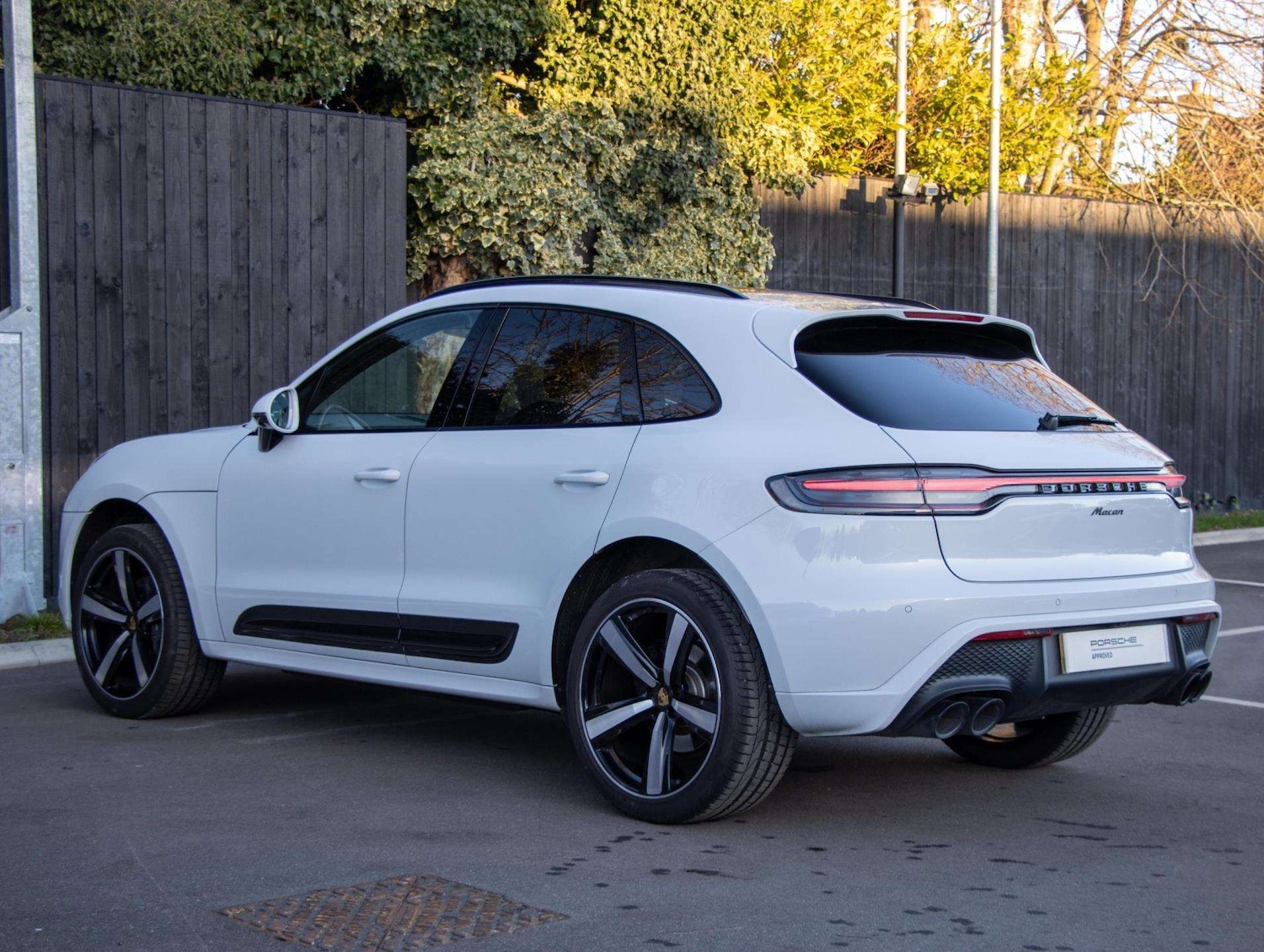 Used Porsche Macan 2024 for sale - 77158445: Photo 22