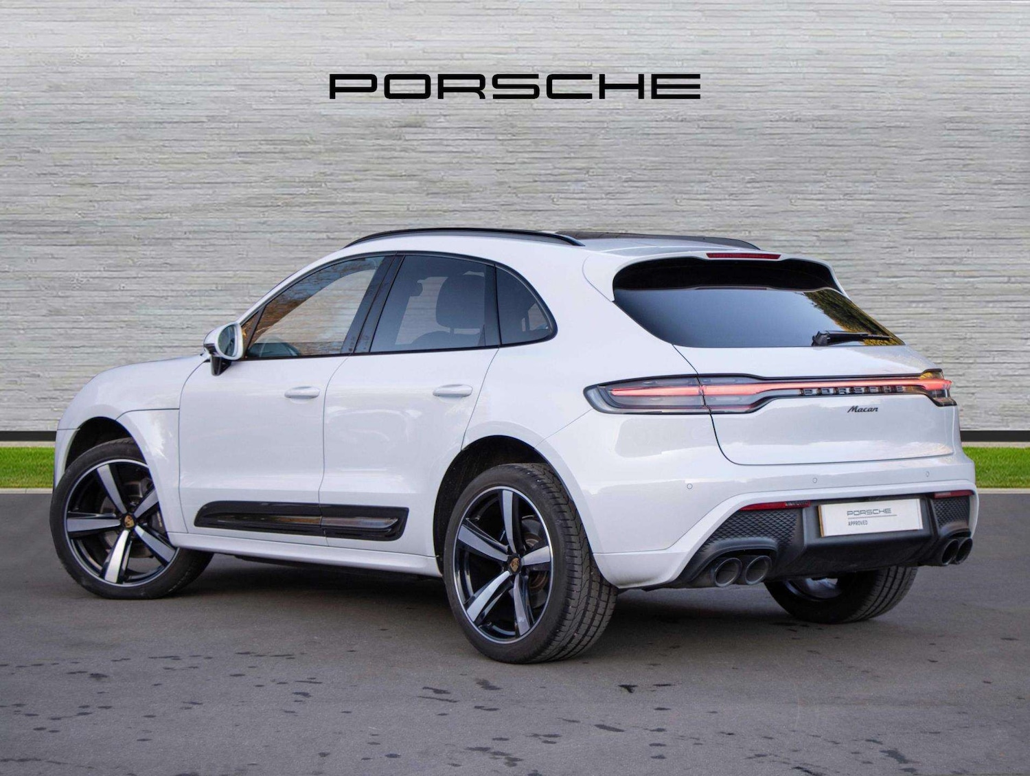 Used Porsche Macan 2024 for sale - 77158445: Photo 3