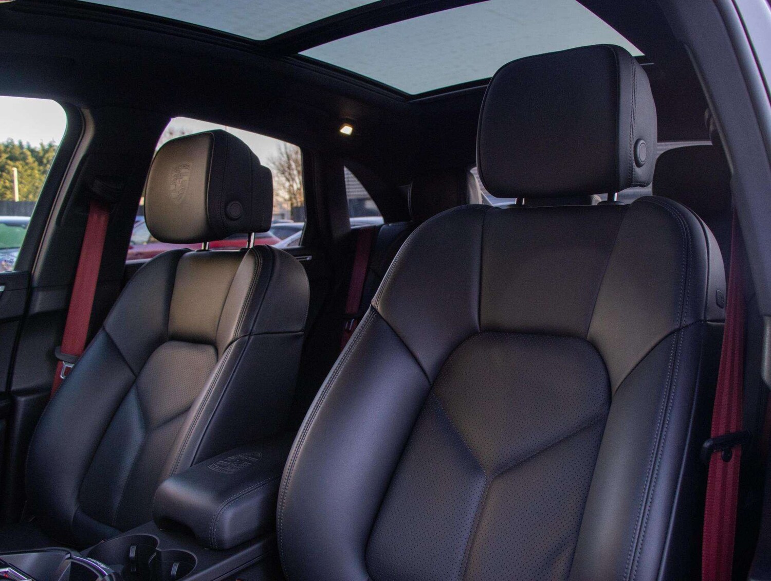 Used Porsche Macan 2024 for sale - 77158445: Photo 33