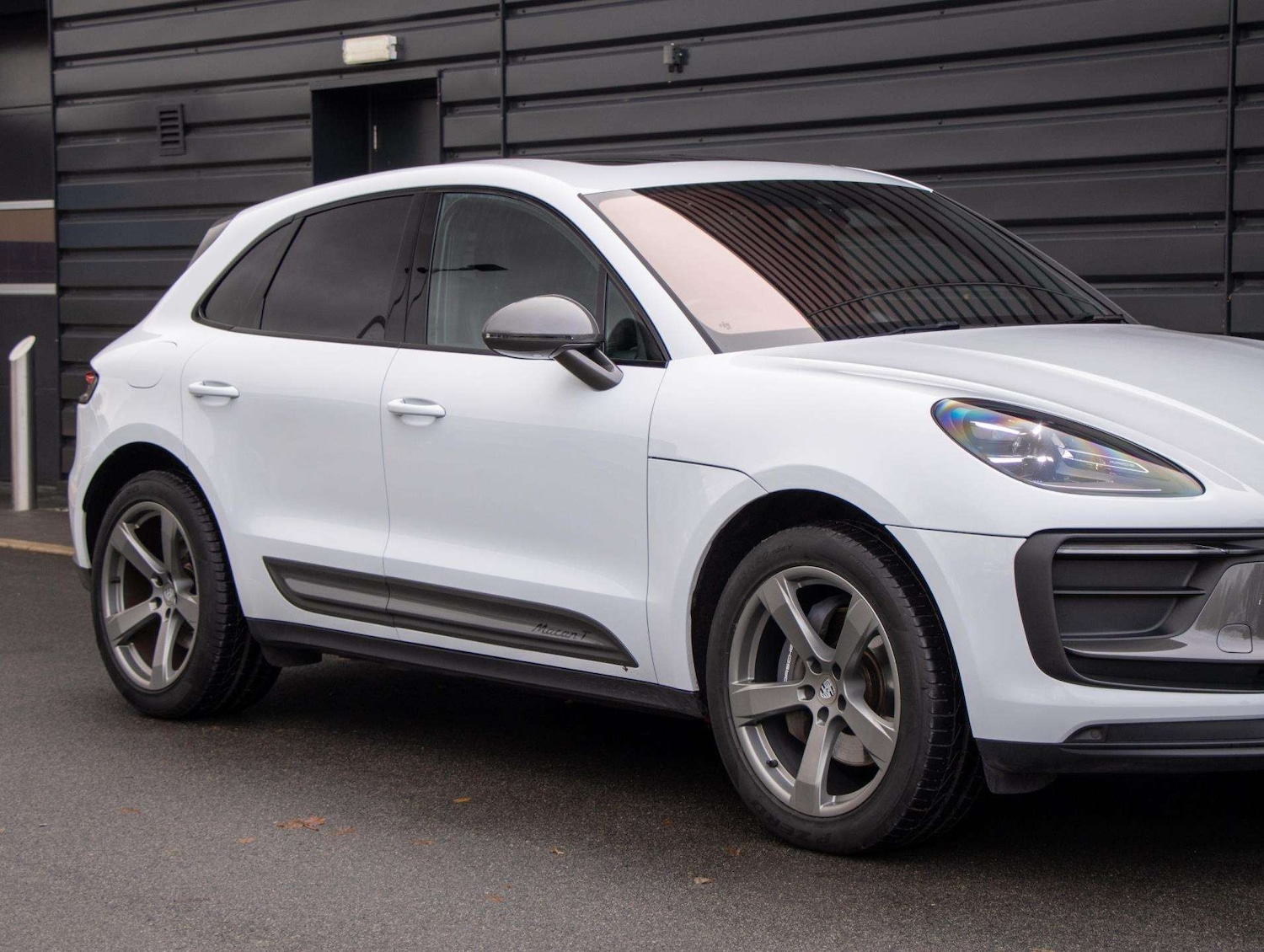 Used Porsche Macan 2023 for sale - 76827604: Photo 18