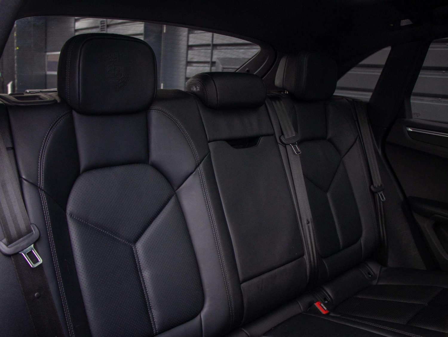 Used Porsche Macan 2023 for sale - 76827604: Photo 25