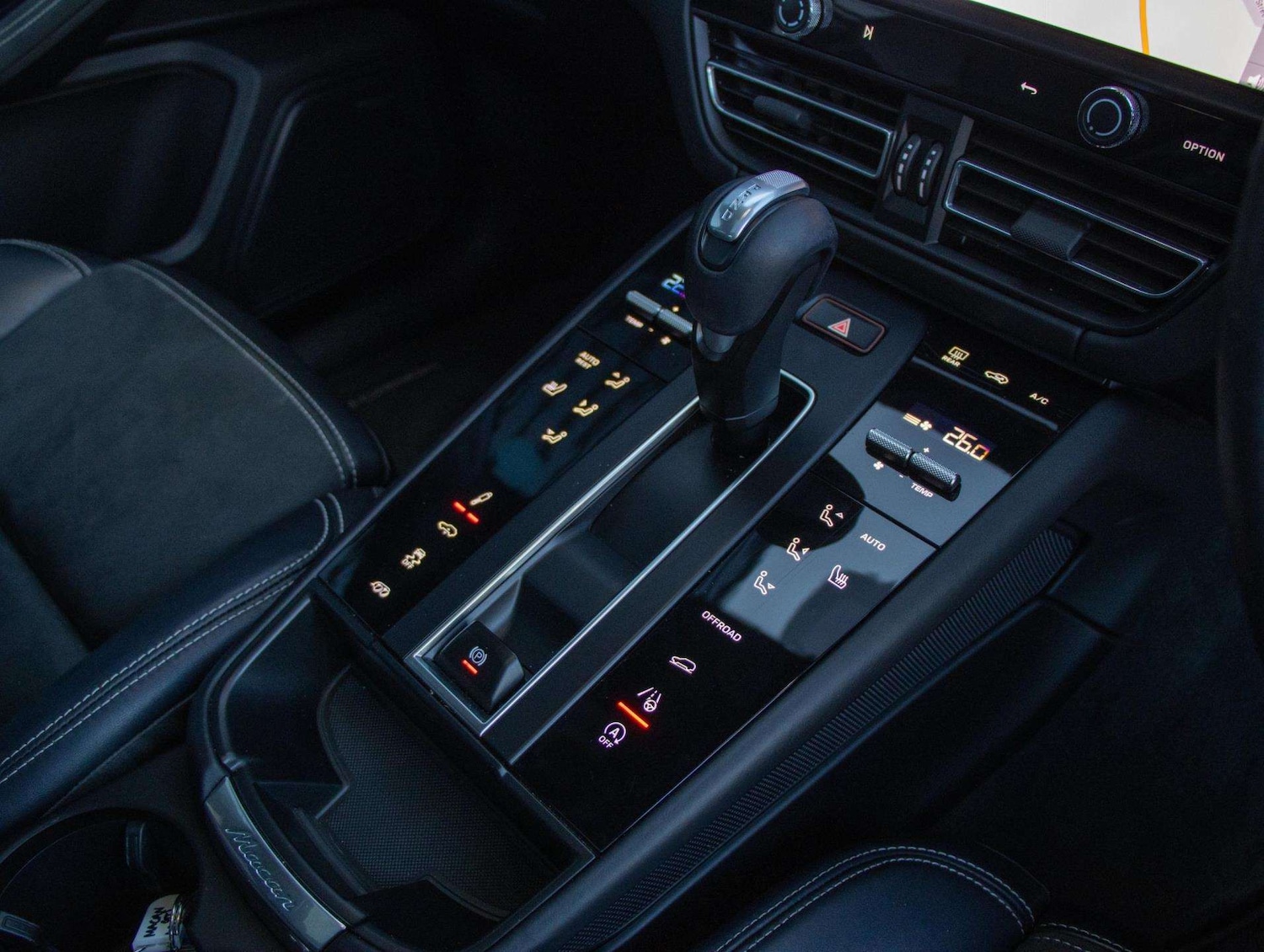 Used Porsche Macan 2024 for sale - 77389806: Photo 11