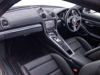 Used Porsche Cayman 2024 for sale - 78754649: Photo