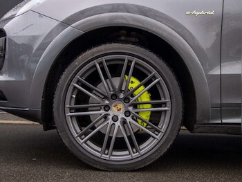 Used Porsche Cayenne 2020 for sale - 77333788: Photo