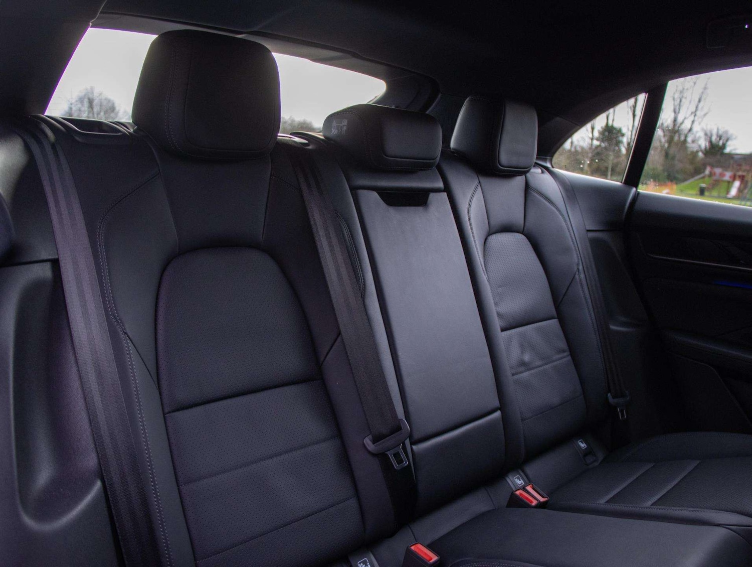 Used Porsche Macan 2025 for sale - 76928973: Photo 24