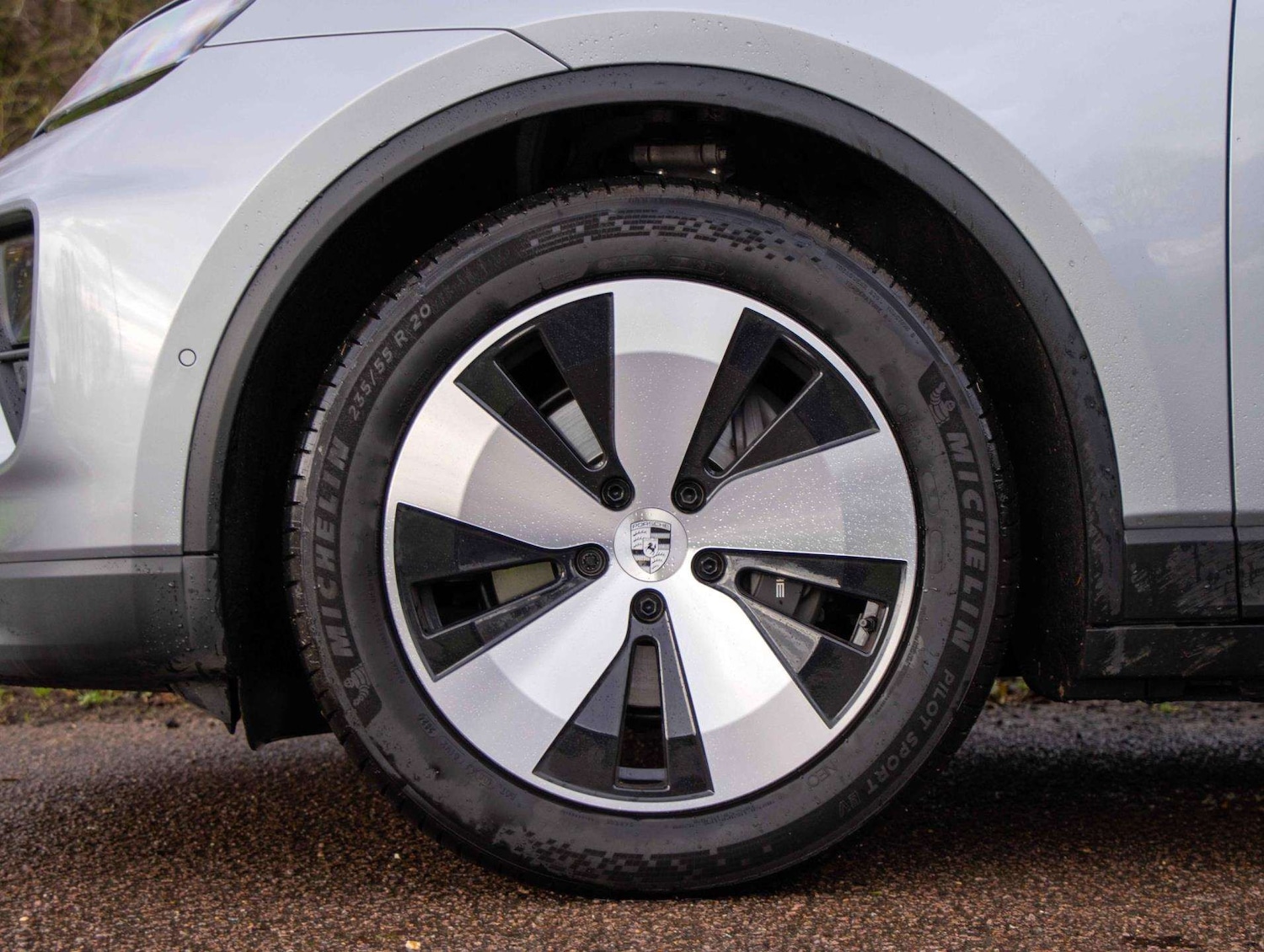 Used Porsche Macan 2025 for sale - 76928973: Photo 4