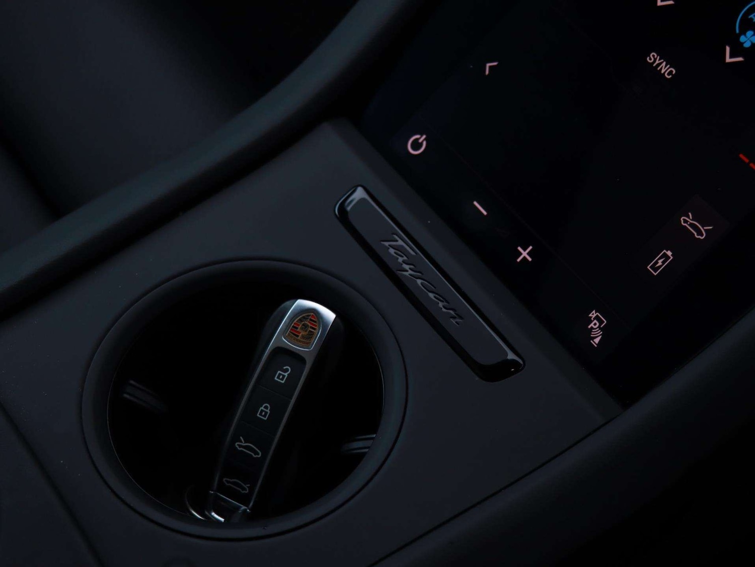 Used Porsche Taycan 2023 for sale - 77219708: Photo 12