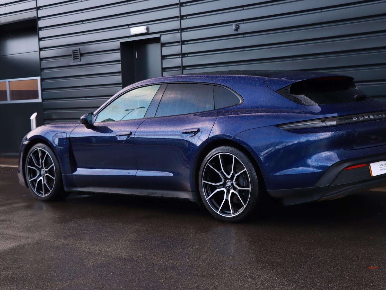 Used Porsche Taycan 2023 for sale - 77219708: Photo 22