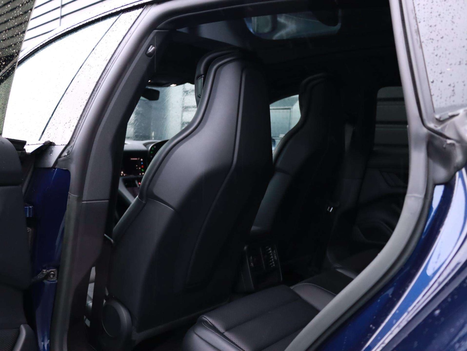 Used Porsche Taycan 2023 for sale - 77219708: Photo 30