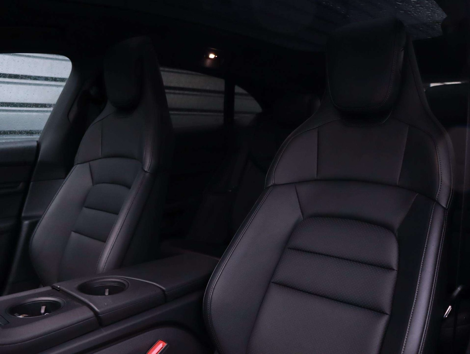 Used Porsche Taycan 2023 for sale - 77219708: Photo 32