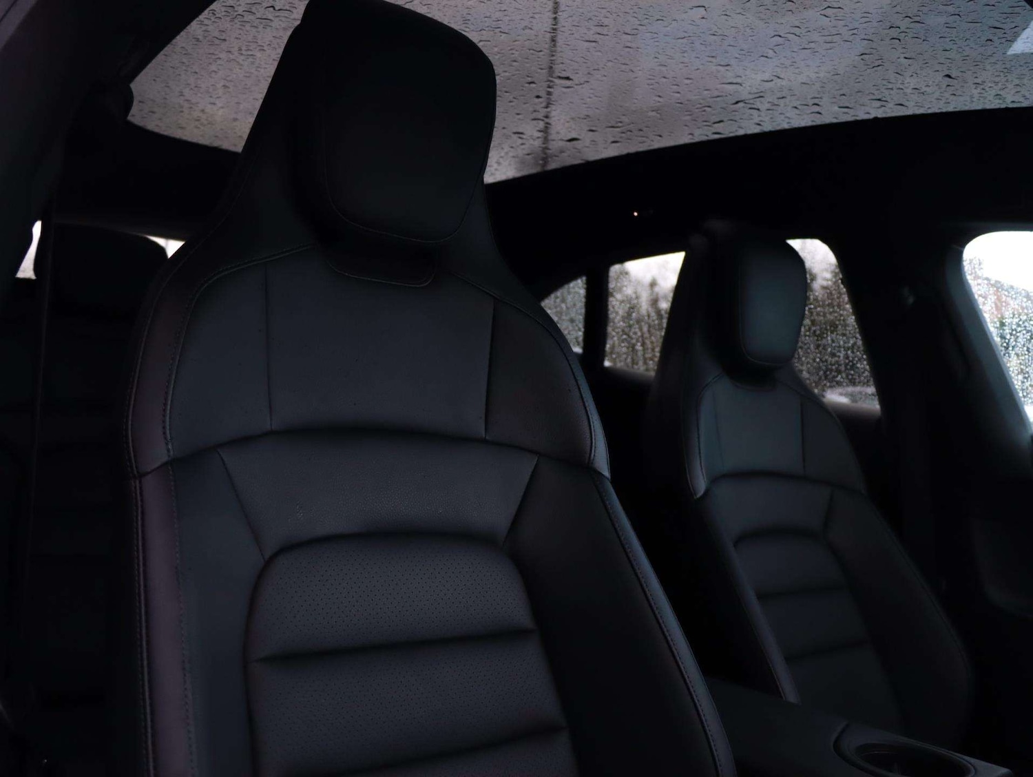 Used Porsche Taycan 2023 for sale - 77219708: Photo 8