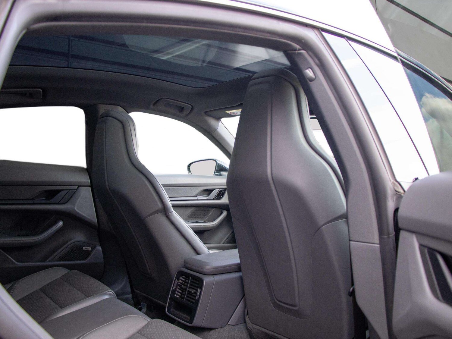 Used Porsche Taycan for sale - 78104357: Photo 22