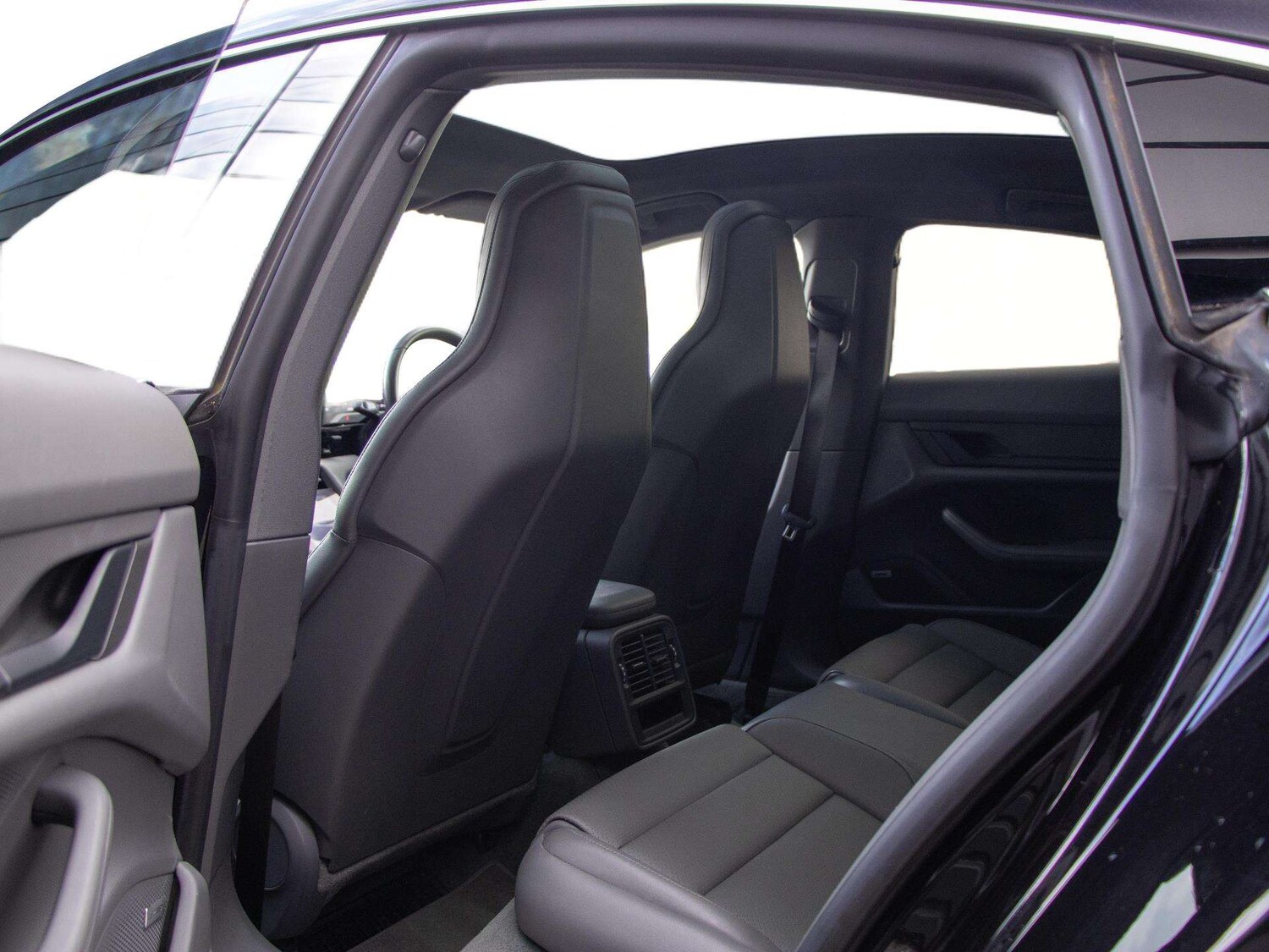 Used Porsche Taycan for sale - 78104357: Photo 26