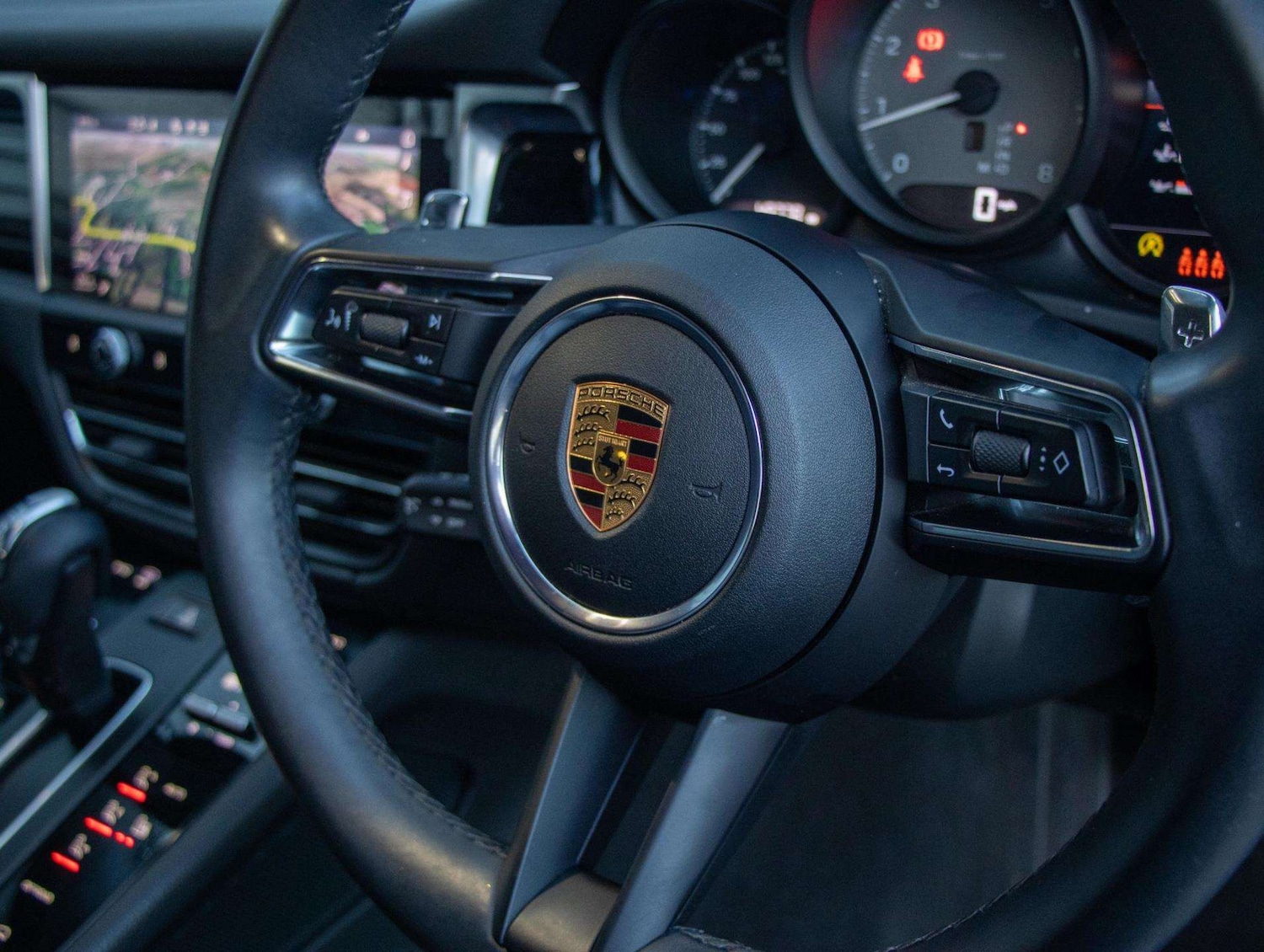 Used Porsche Macan 2022 for sale - 76842791: Photo 13