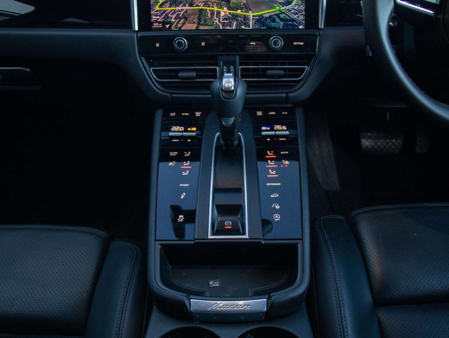 Used Porsche Macan 2022 for sale - 76842791: Photo 25