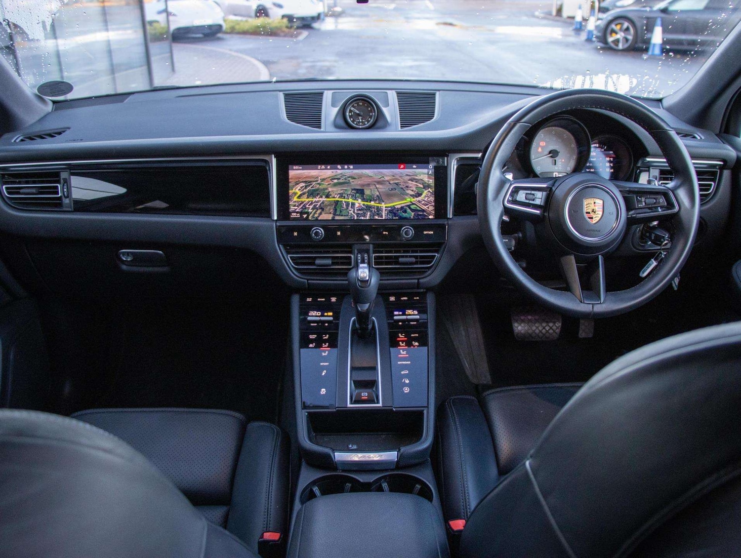 Used Porsche Macan 2022 for sale - 76842791: Photo 27