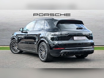 Used Porsche Cayenne 2023 for sale - 75993727: Photo