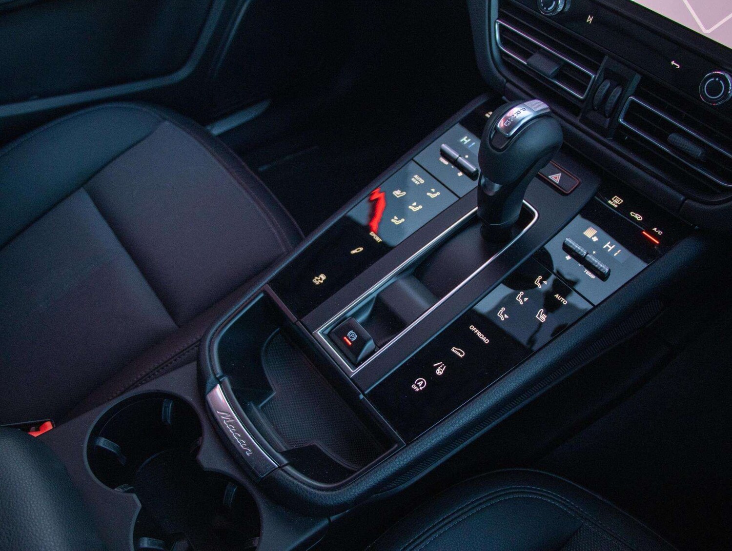 Used Porsche Macan 2024 for sale - 76842961: Photo 10