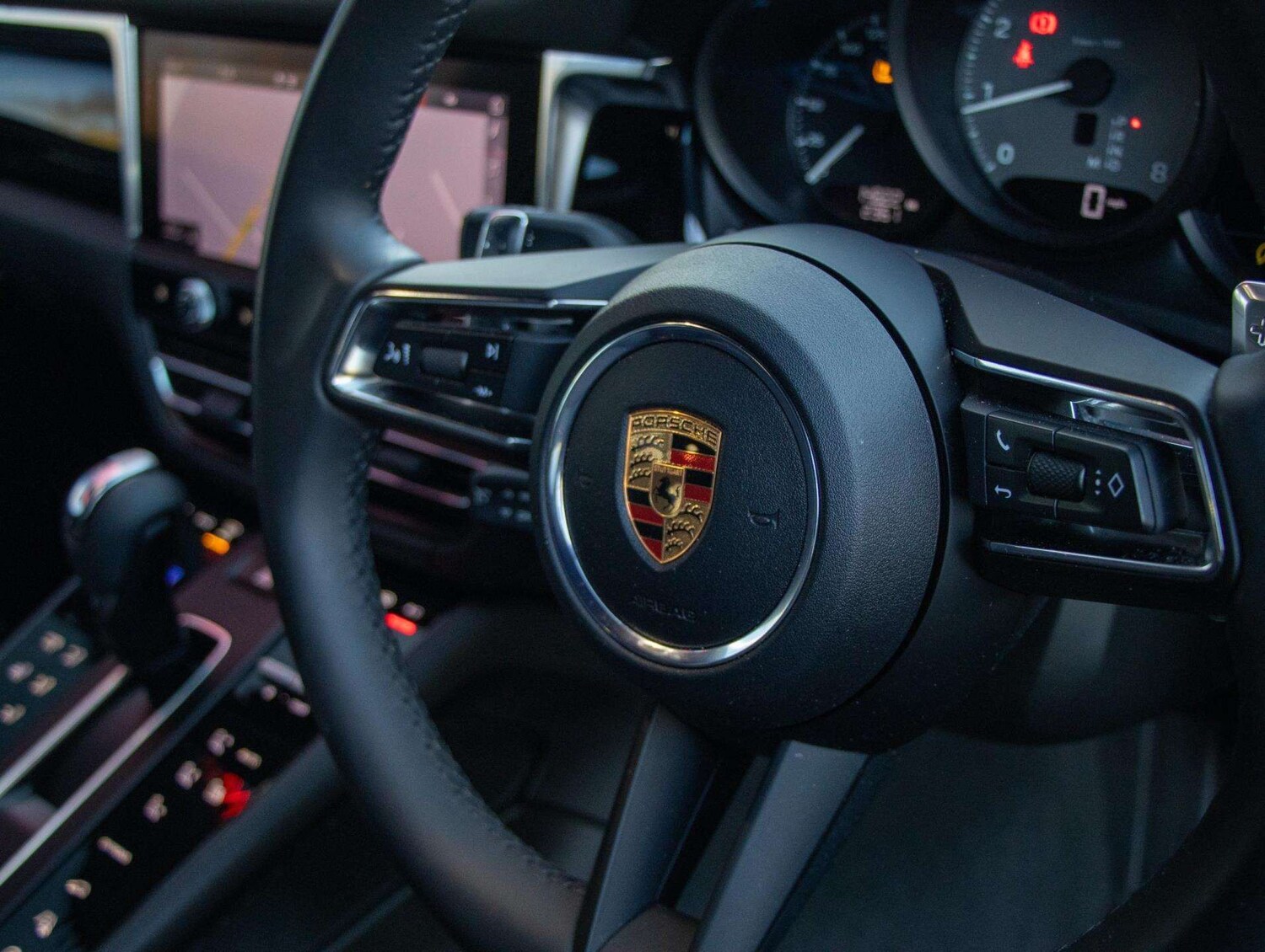 Used Porsche Macan 2024 for sale - 76842961: Photo 13