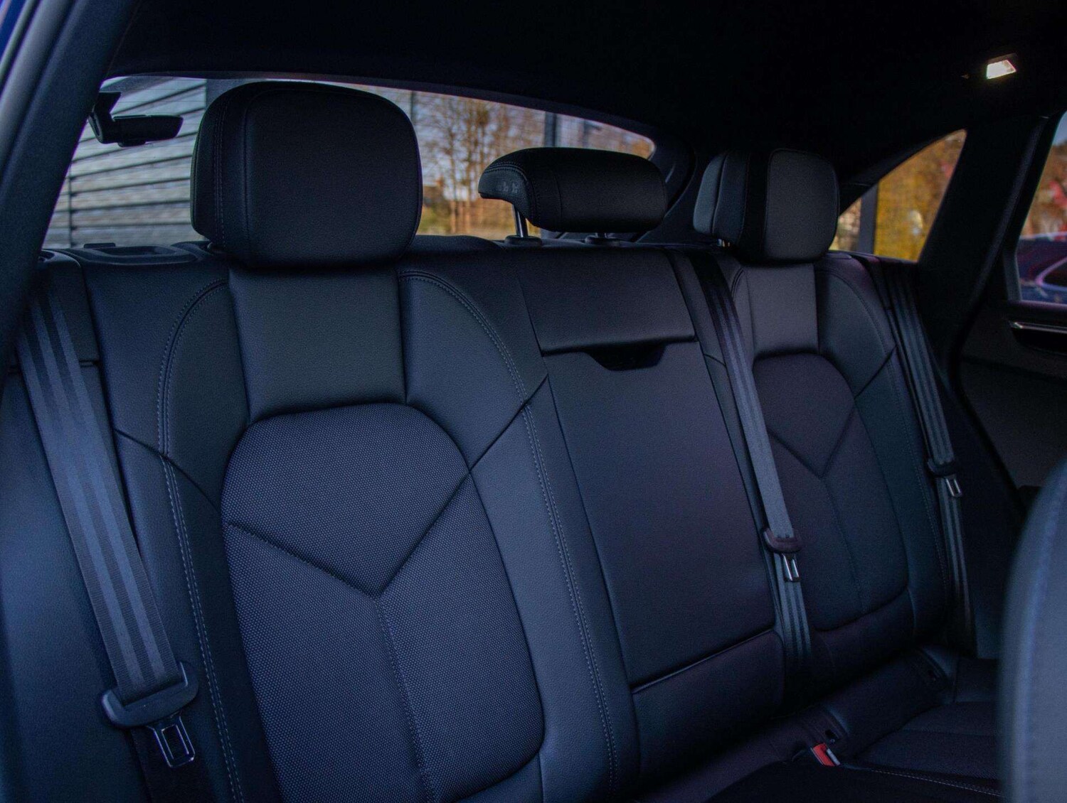 Used Porsche Macan 2024 for sale - 76842961: Photo 23