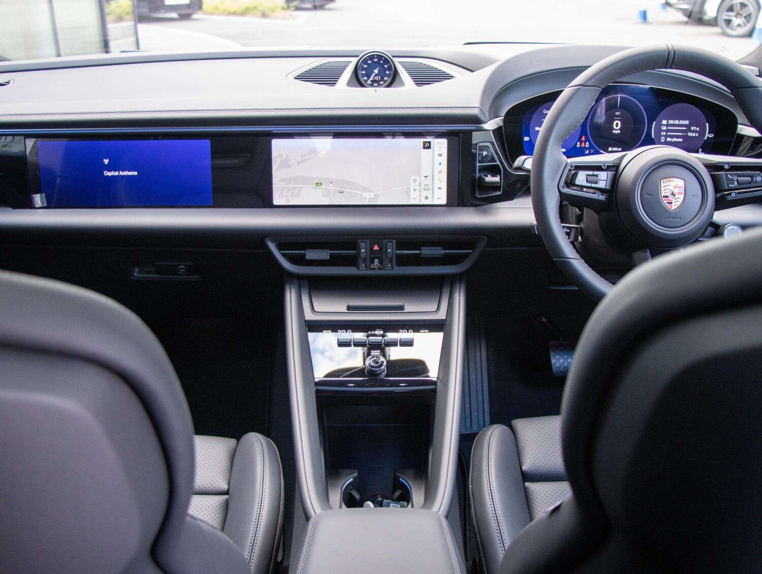 Used Porsche Macan 2025 for sale - 77686470: Photo 26