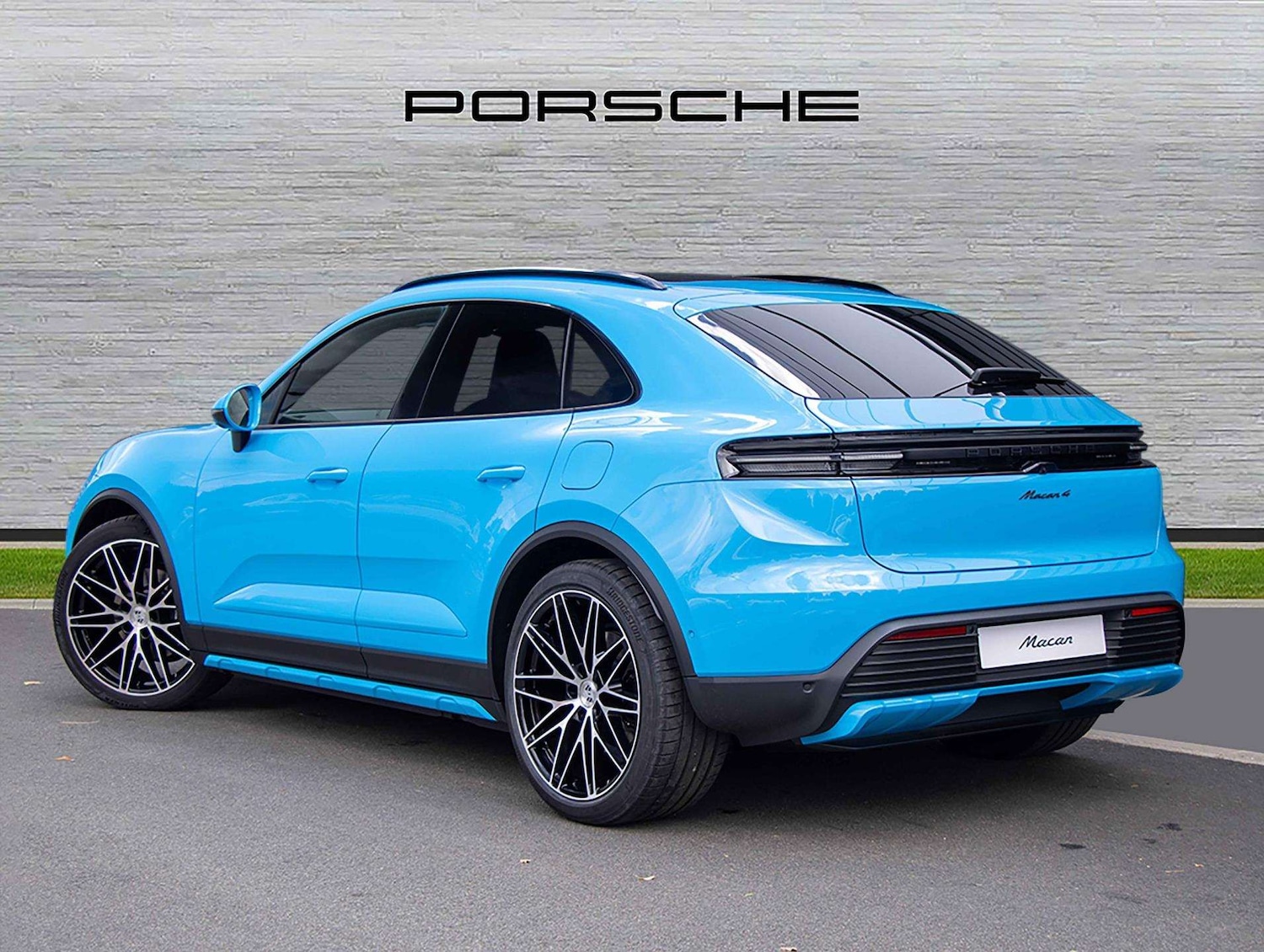 Used Porsche Macan 2025 for sale - 77686470: Photo 3
