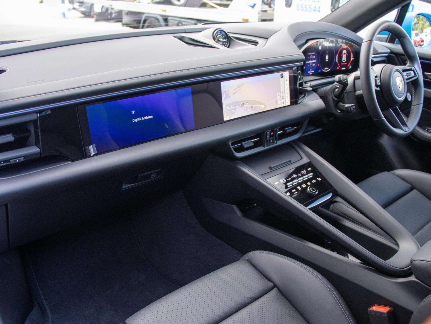 Used Porsche Macan 2025 for sale - 77686470: Photo 9