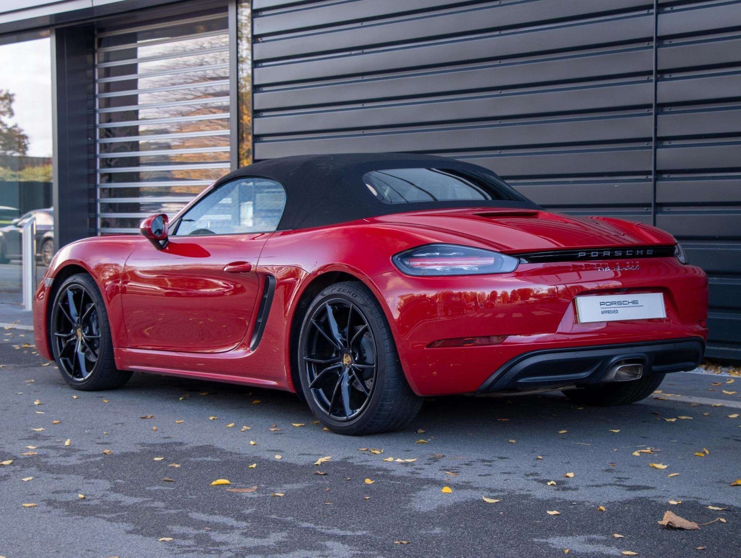 Used Porsche Boxster 2018 for sale - 76564365: Photo 21