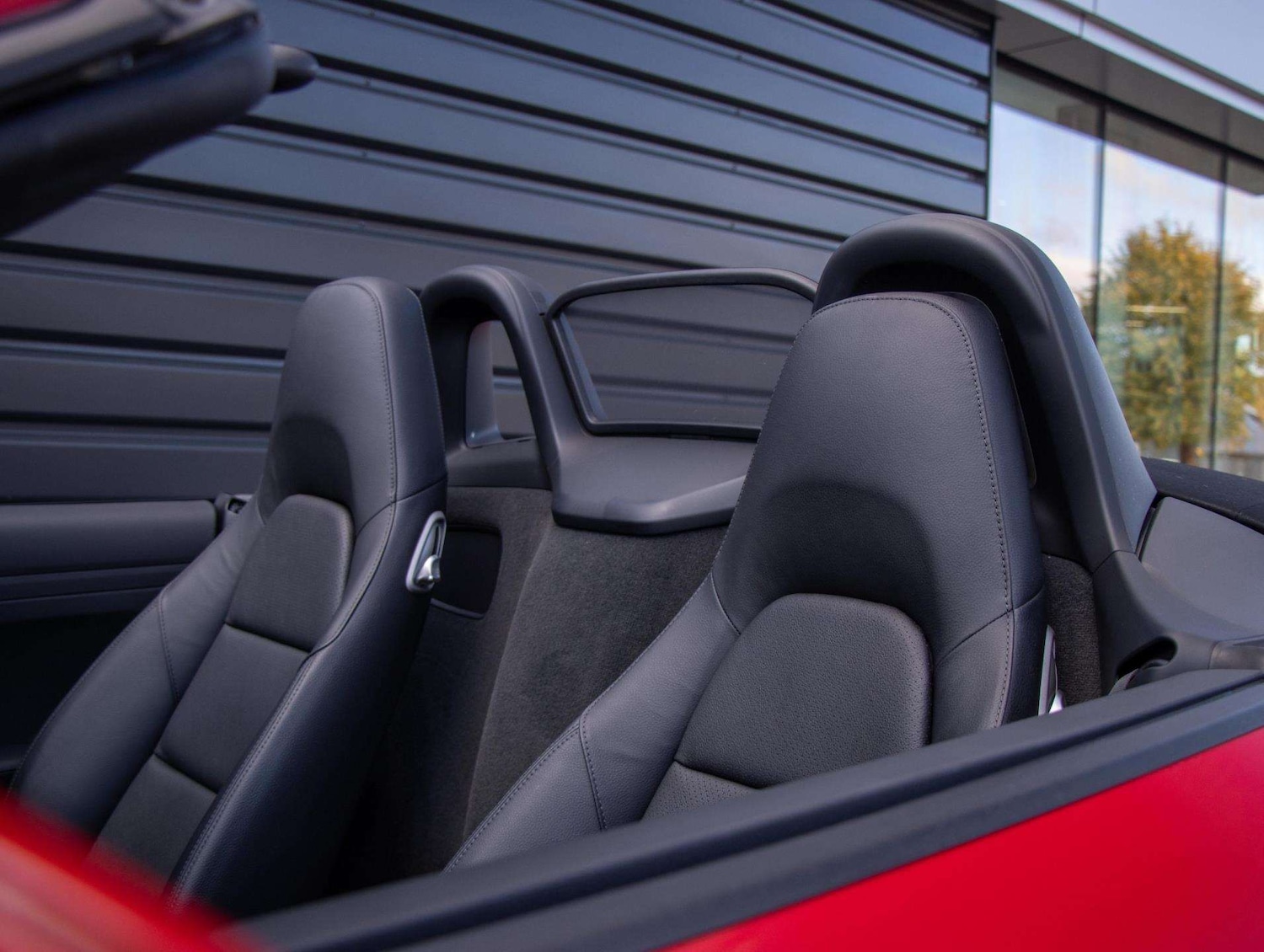 Used Porsche Boxster 2018 for sale - 76564365: Photo 25