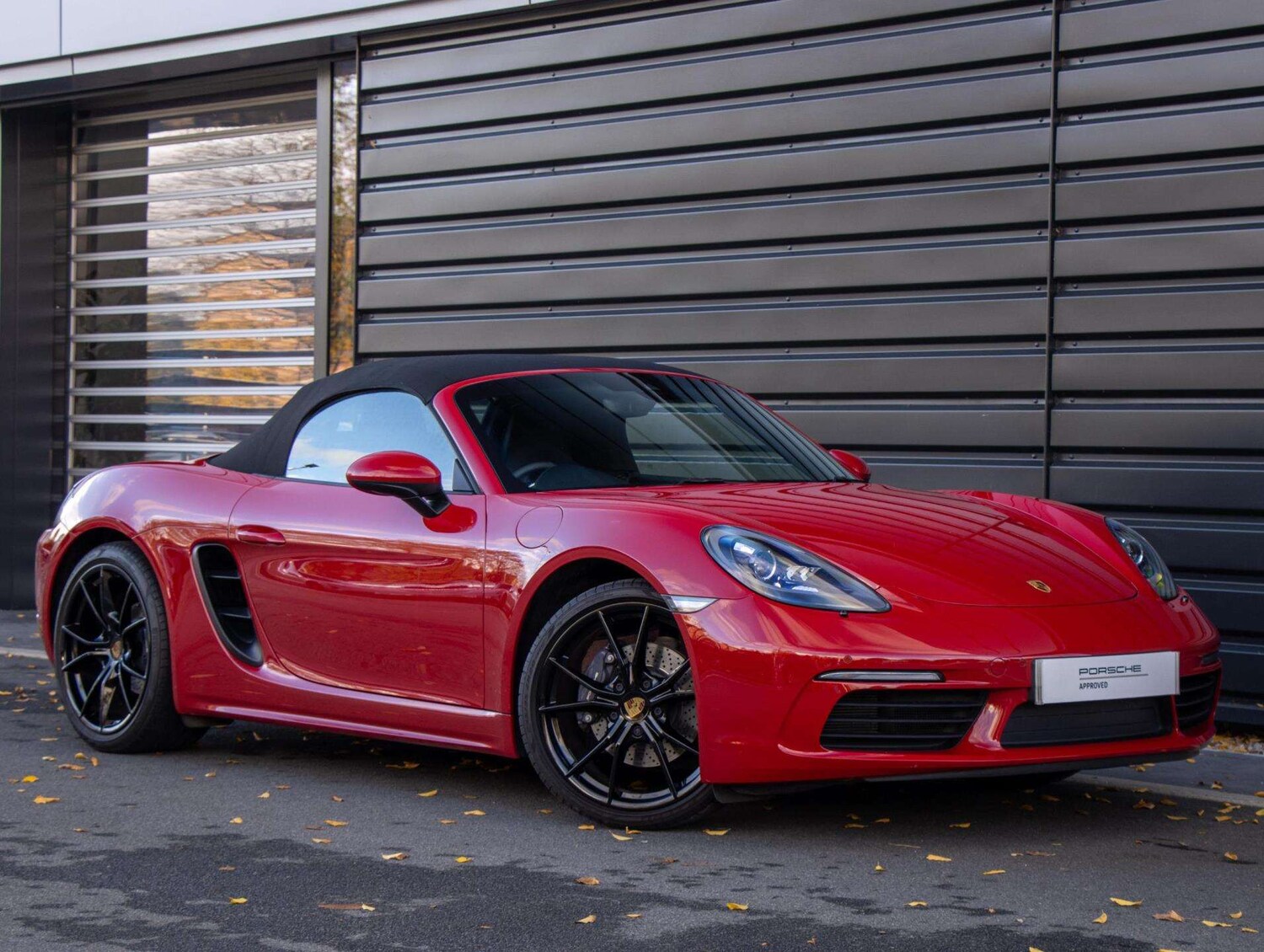 Used Porsche Boxster 2018 for sale - 76564365: Photo 28