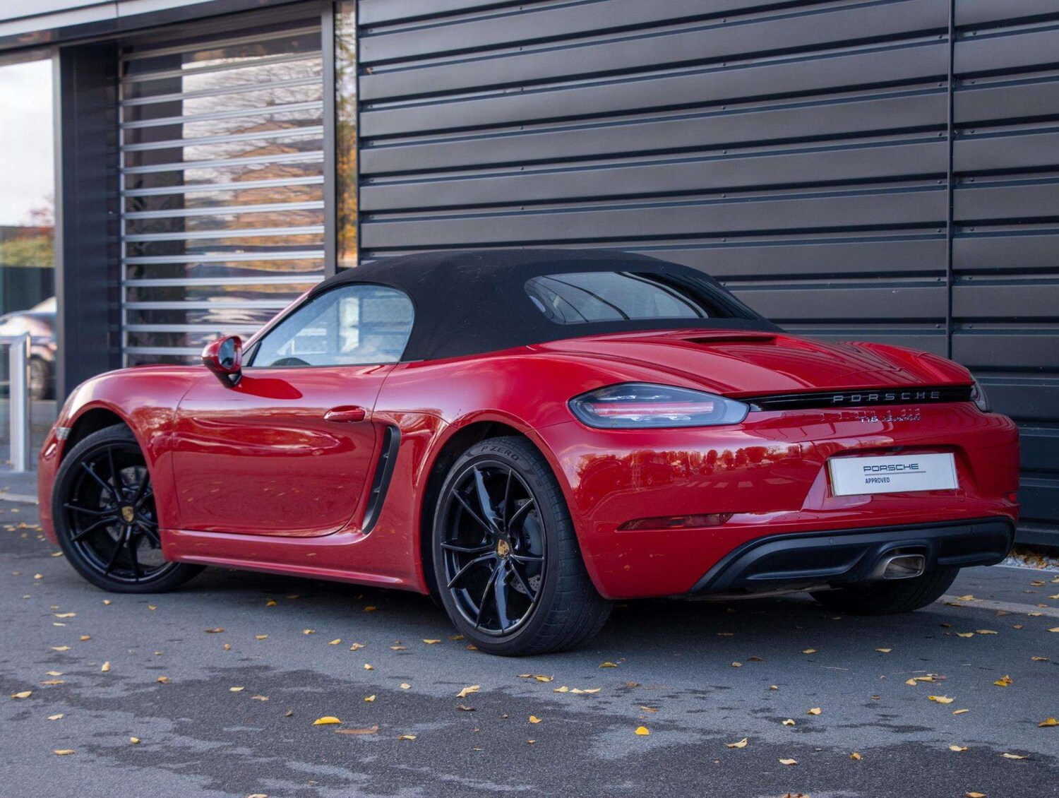 Used Porsche Boxster 2018 for sale - 76564365: Photo 30