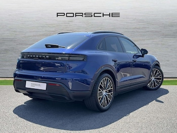 Used Porsche Macan 2025 for sale - 79215428: Photo