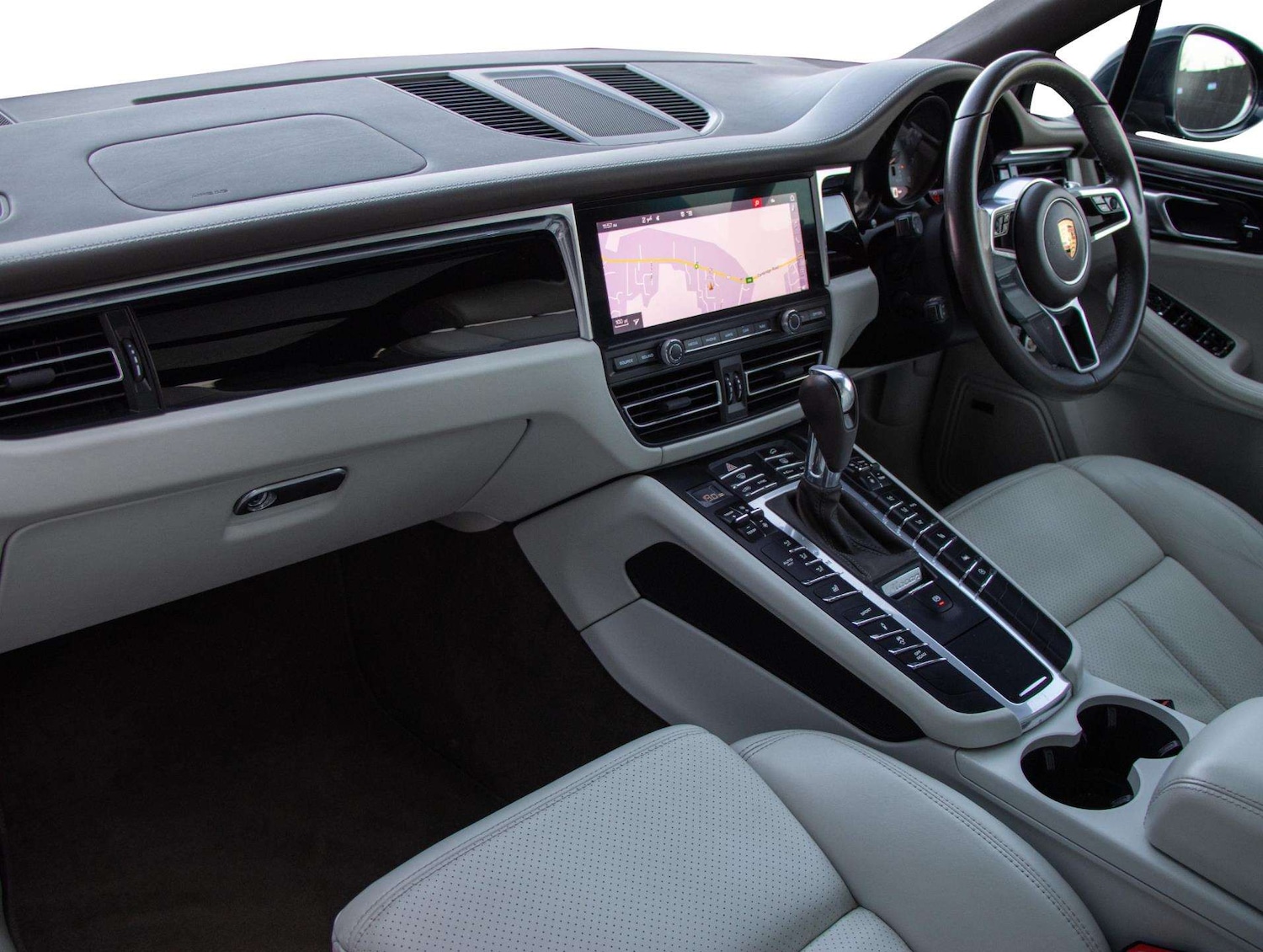 Used Porsche Macan 2020 for sale - 77158354: Photo 10