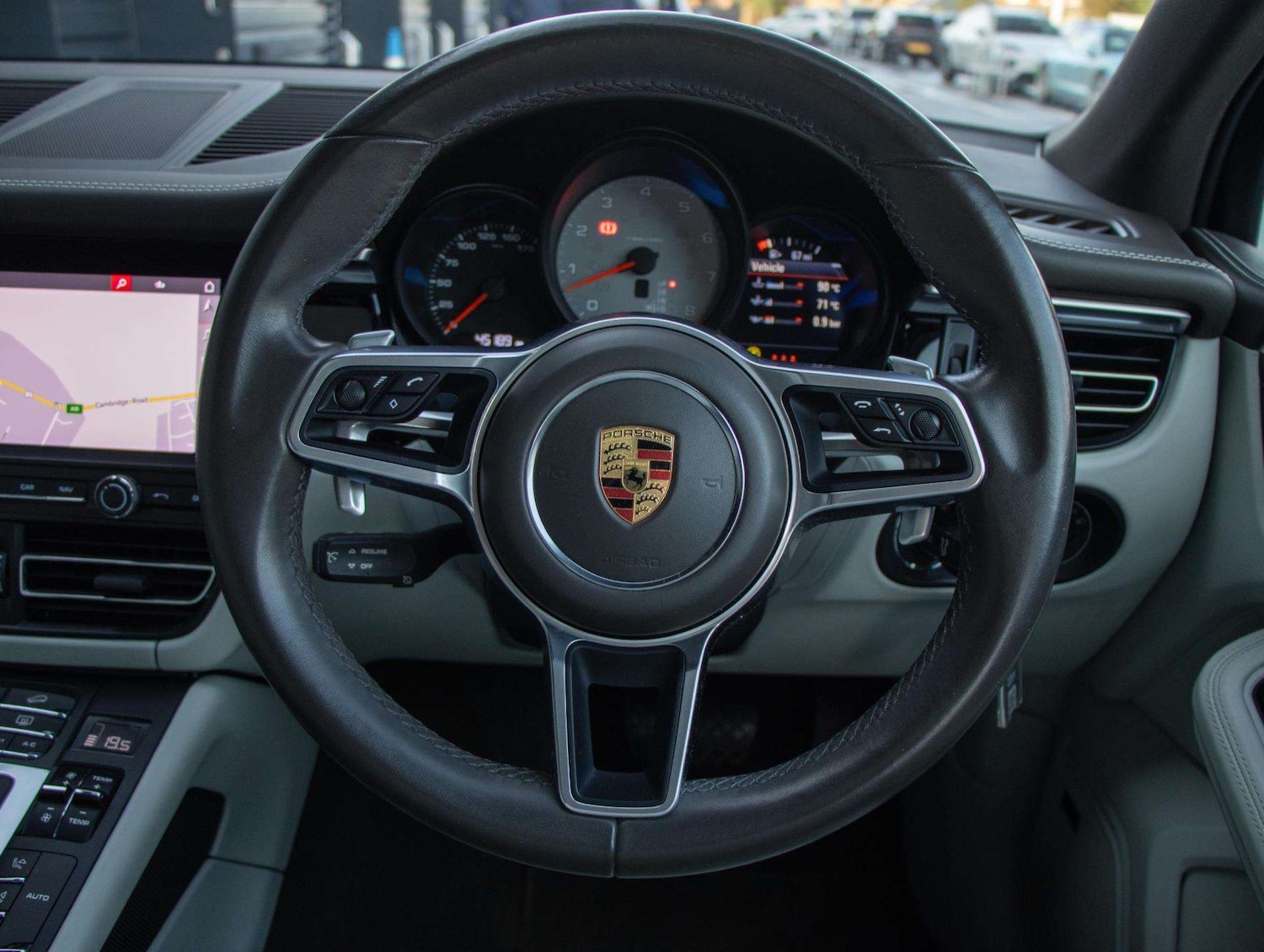 Used Porsche Macan 2020 for sale - 77158354: Photo 15