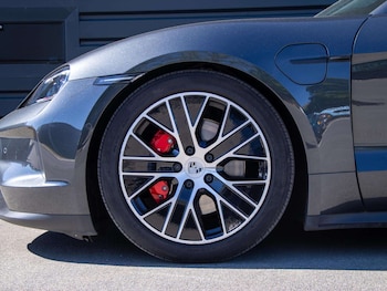 Used Porsche Taycan 2024 for sale - 78639396: Photo
