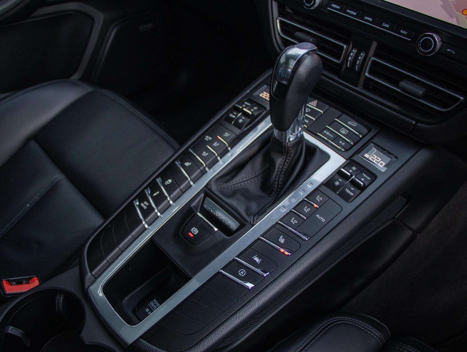 Used Porsche Macan 2021 for sale - 76875809: Photo 11