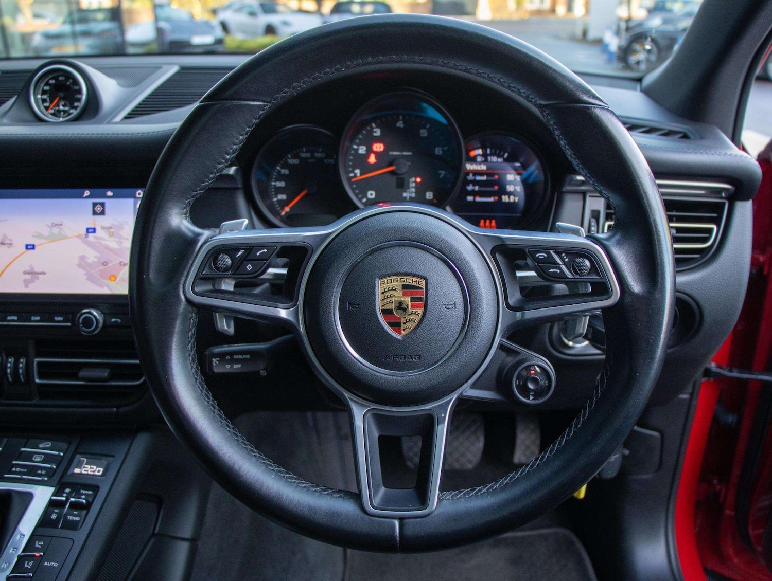 Used Porsche Macan 2021 for sale - 76875809: Photo 14